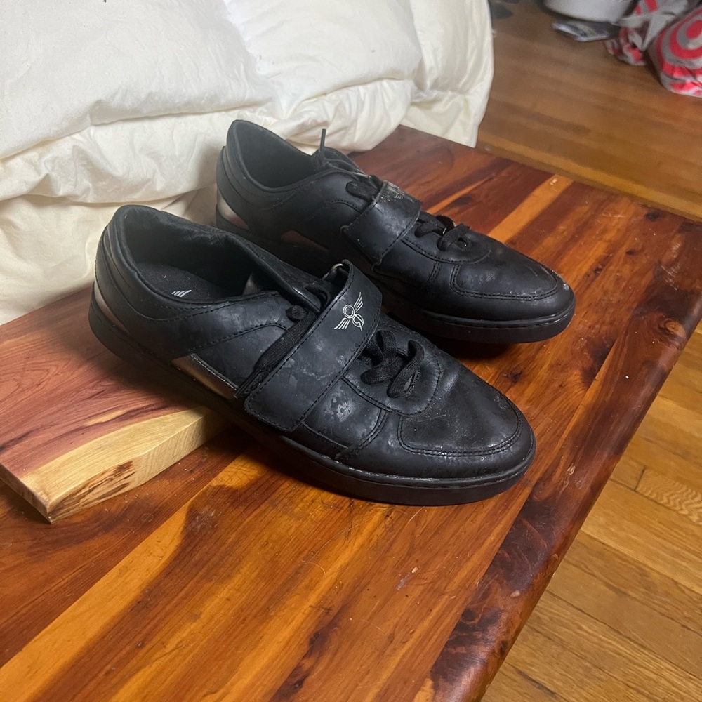Creative Recreation Low Top Sneaker